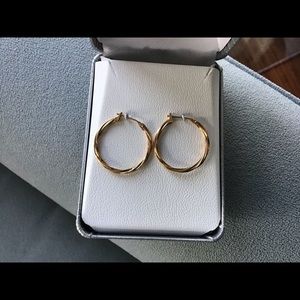 Le Reve 10k gold 22 mm hoop earrings
